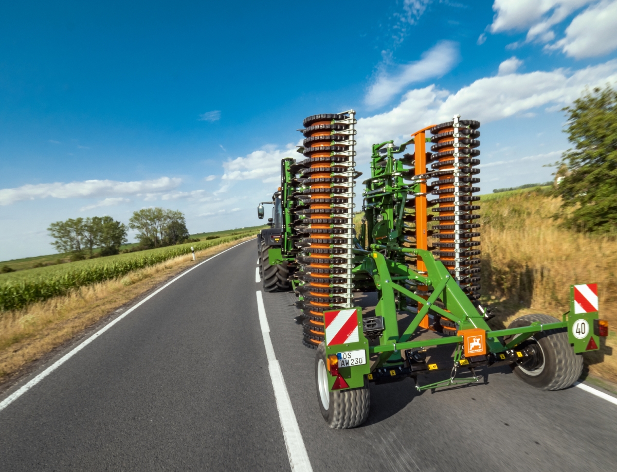 1. Amazone Catros XL 03-2TS