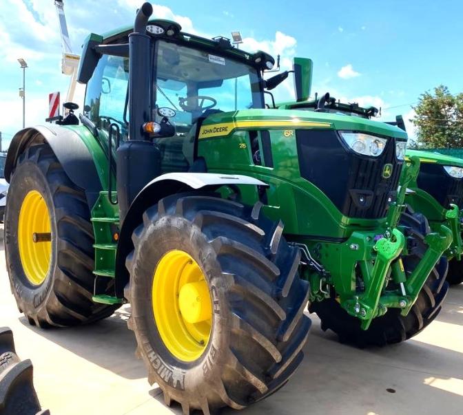 John Deere – 6R215
